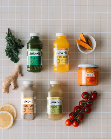 Programul 48H Detox Juiceit – o selecție de sucuri și supe nutritive din ingrediente naturale, concepute pentru detoxifierea și echilibrarea organismulu